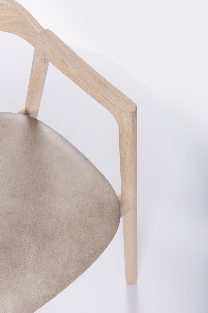 mq-st-muna-chair-54x53x75-oak-white-1015-dakar-leather-stone-1436-6_gazzda_munachair mq-st-muna-chair-54x53x75-oak-white-1015-dakar-leather-stone-1436-6_gazzda_munachair