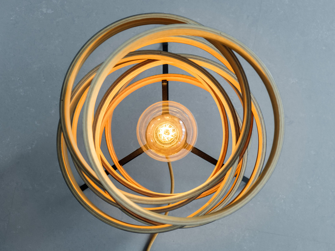 csm_cloq_tischlampe_7939_von_oben_quer_6ef47d488f