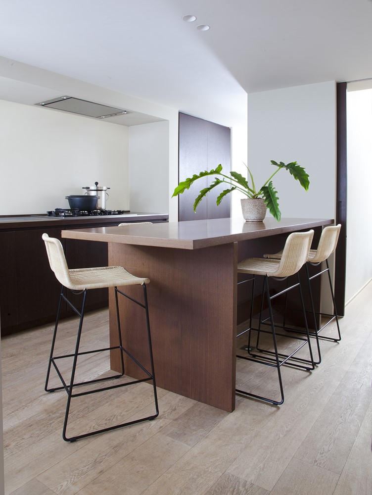 c607-stool-black-natural-fotostudio.be__feelgooddesign_607 c607-stool-black-natural-fotostudio.be__feelgooddesign_607