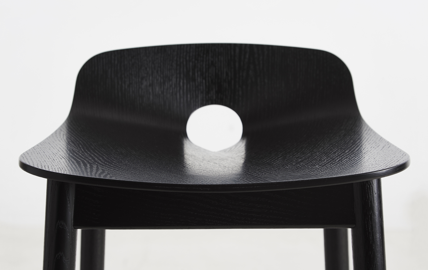 100811_mono_bar_stool_black_5 100811_mono_bar_stool_black_5