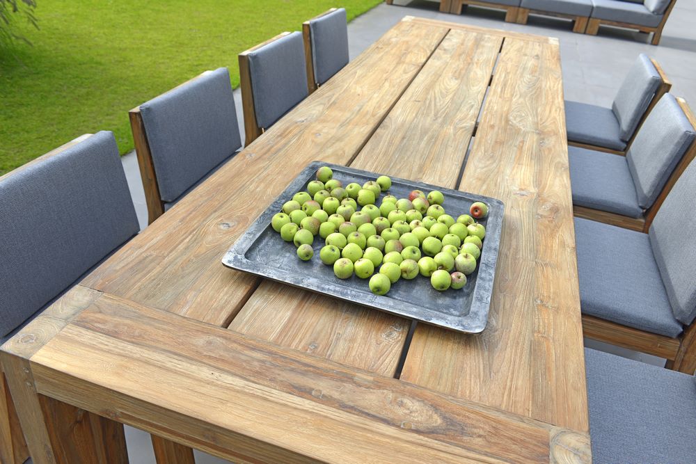 2018borekteakcadiztablechairstudioborek 2018borekteakcadiztablechairstudioborek