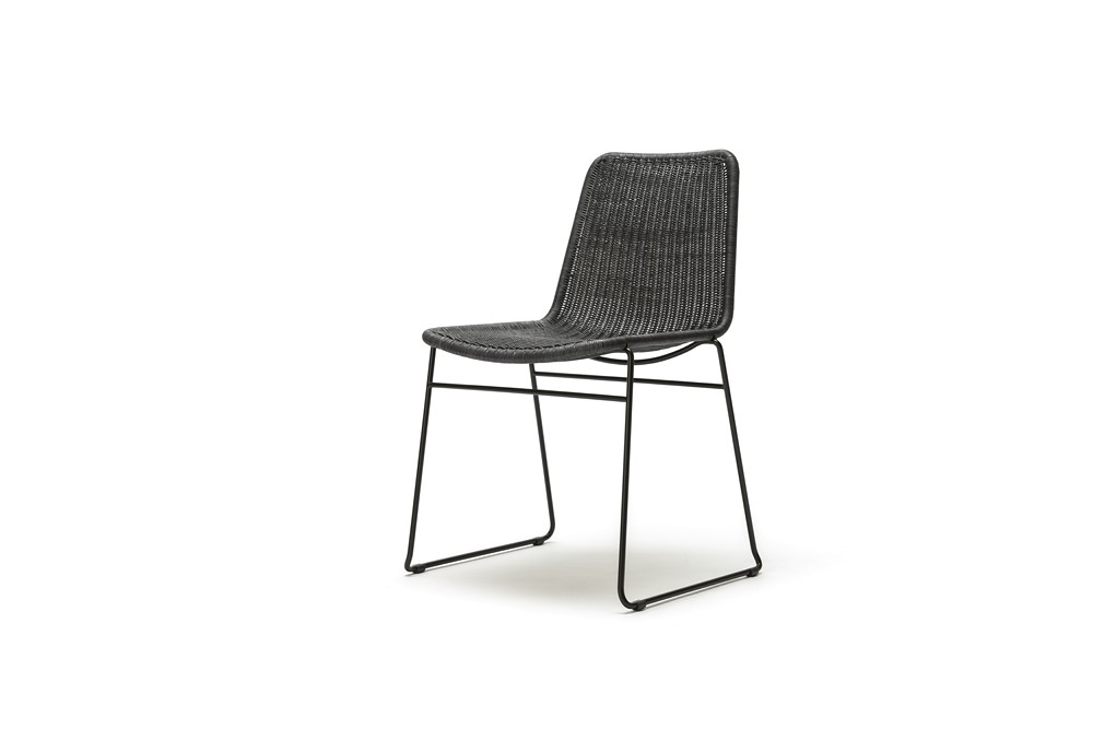c607-chair-charcoal-black-frame-sideangle_feelgooddesign_607
