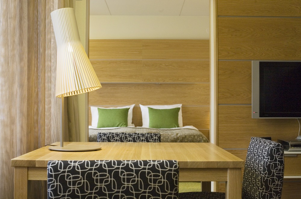 secto_design_secto_4220_hotel_salpaus_ungewohnt(2)