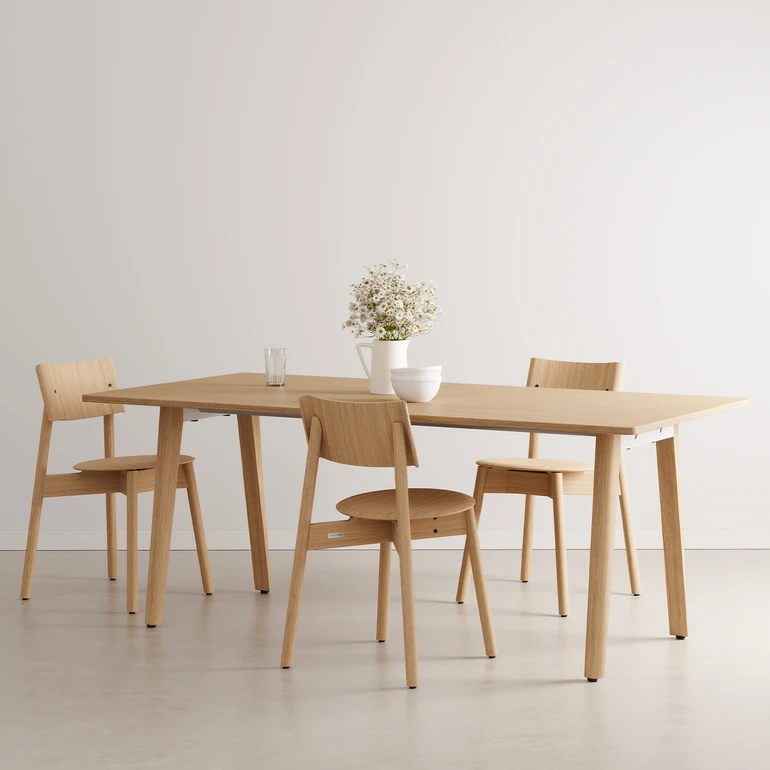 New Modern Esstisch FULL WOOD von Tiptoe