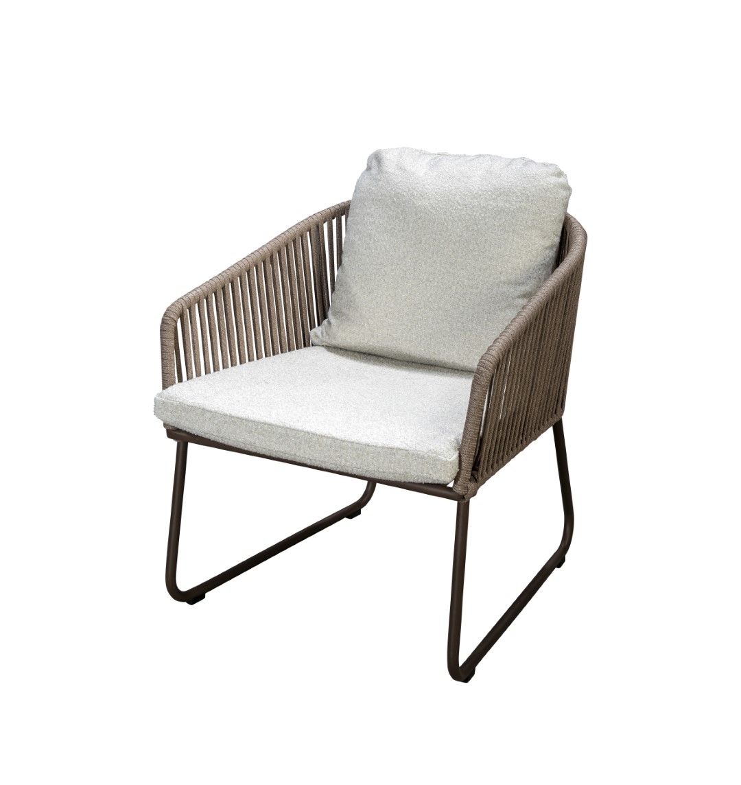 Calera Low Dining Outdoorstuhl von Yoi Calera Low Dining Outdoorstuhl von Yoi