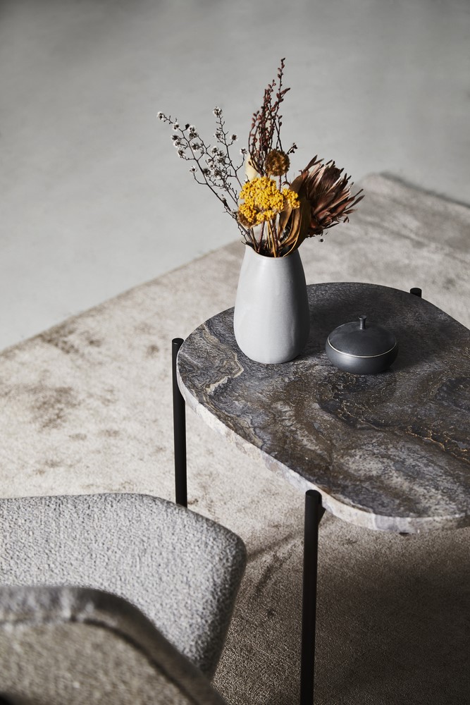 woud_lifestyle_2021_ss21_la_terra_lean_tint_1_woud_laterra woud_lifestyle_2021_ss21_la_terra_lean_tint_1_woud_laterra