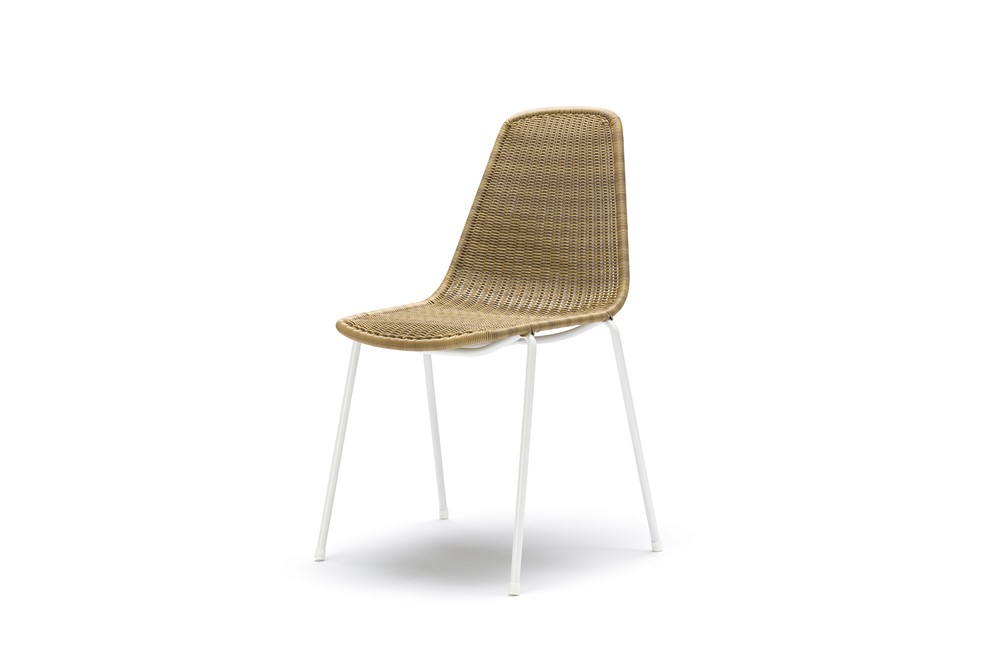 basket-honeypoly-whiteframefrontangle_feelgooddesign_basketindoor basket-honeypoly-whiteframefrontangle_feelgooddesign_basketindoor