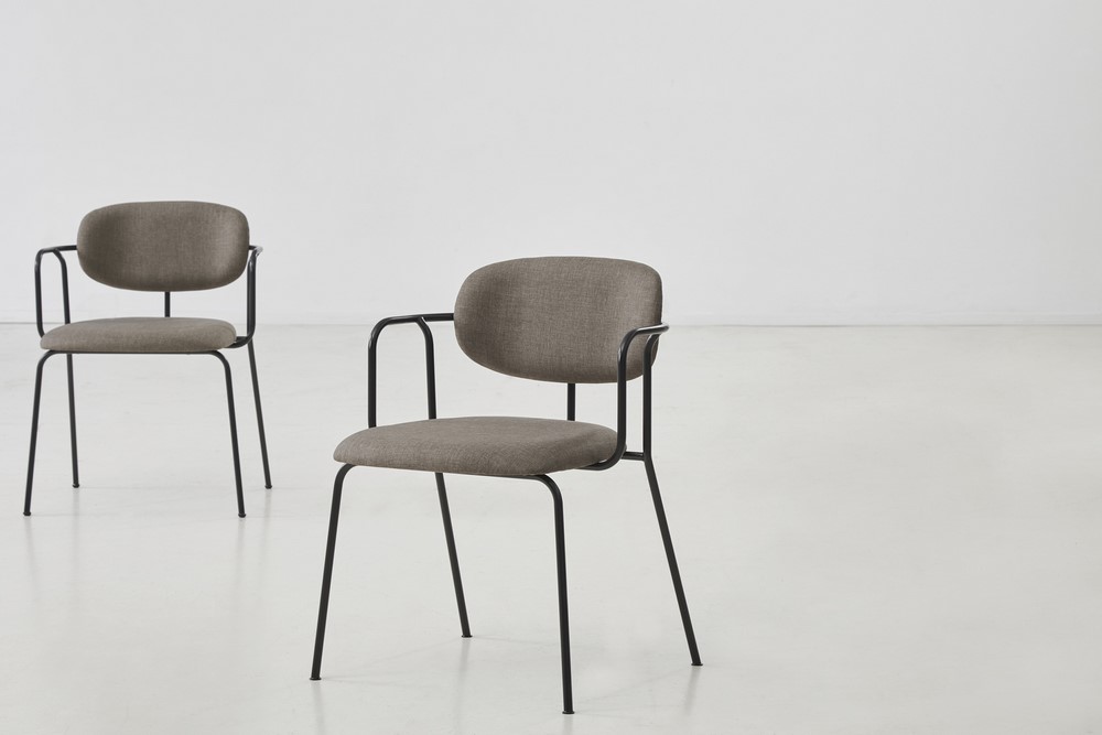 woud_lifestyle_2021_ss21_frame_4_woud_frame woud_lifestyle_2021_ss21_frame_4_woud_frame