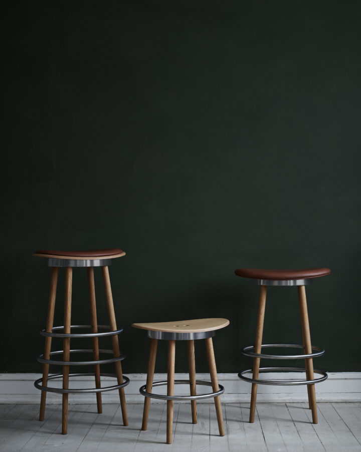 made-by-hand_sturdy-stool_product-type-mix_cognac-leather-720x901 made-by-hand_sturdy-stool_product-type-mix_cognac-leather-720x901