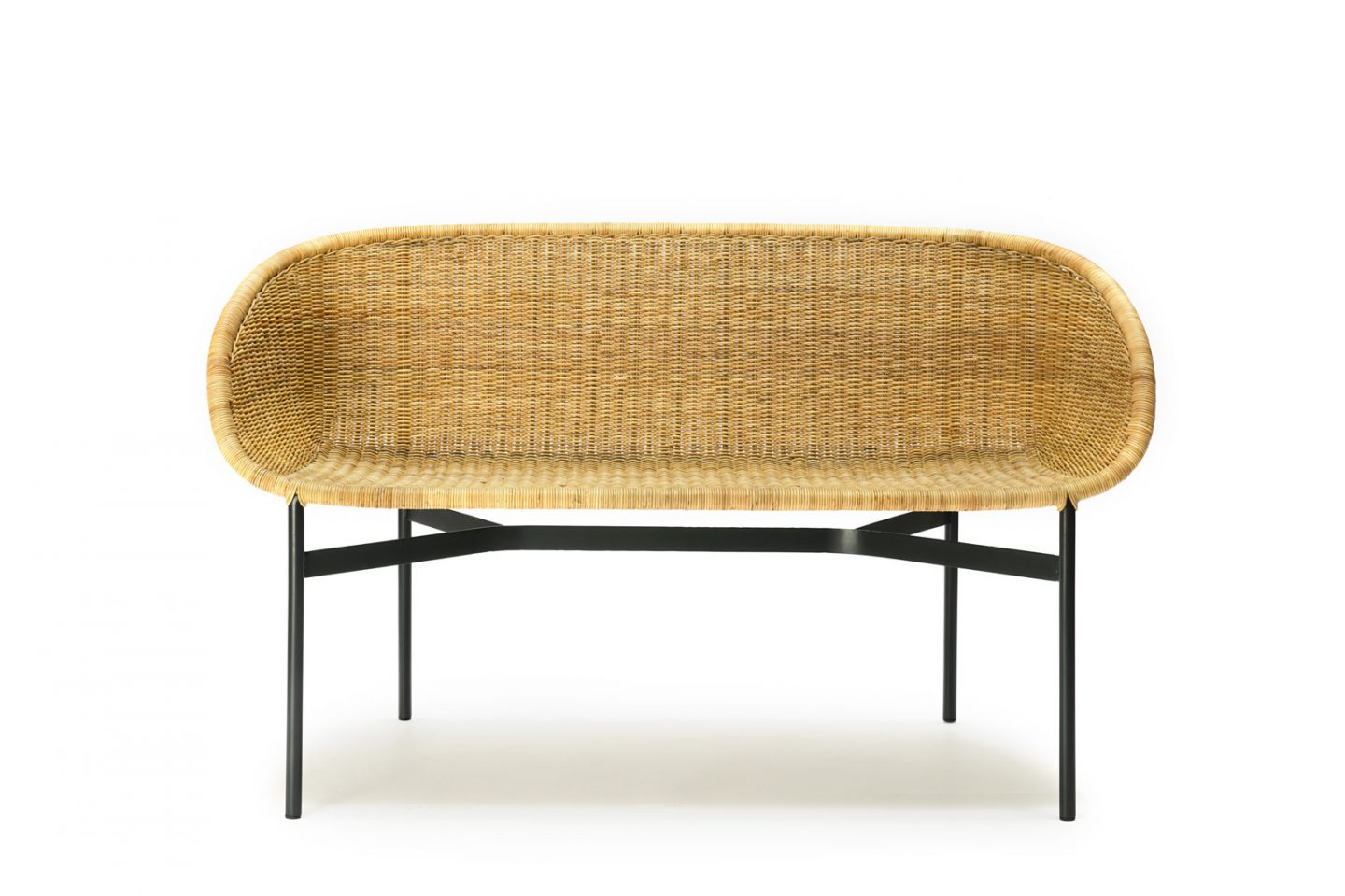 clara-bench-01-1440x959