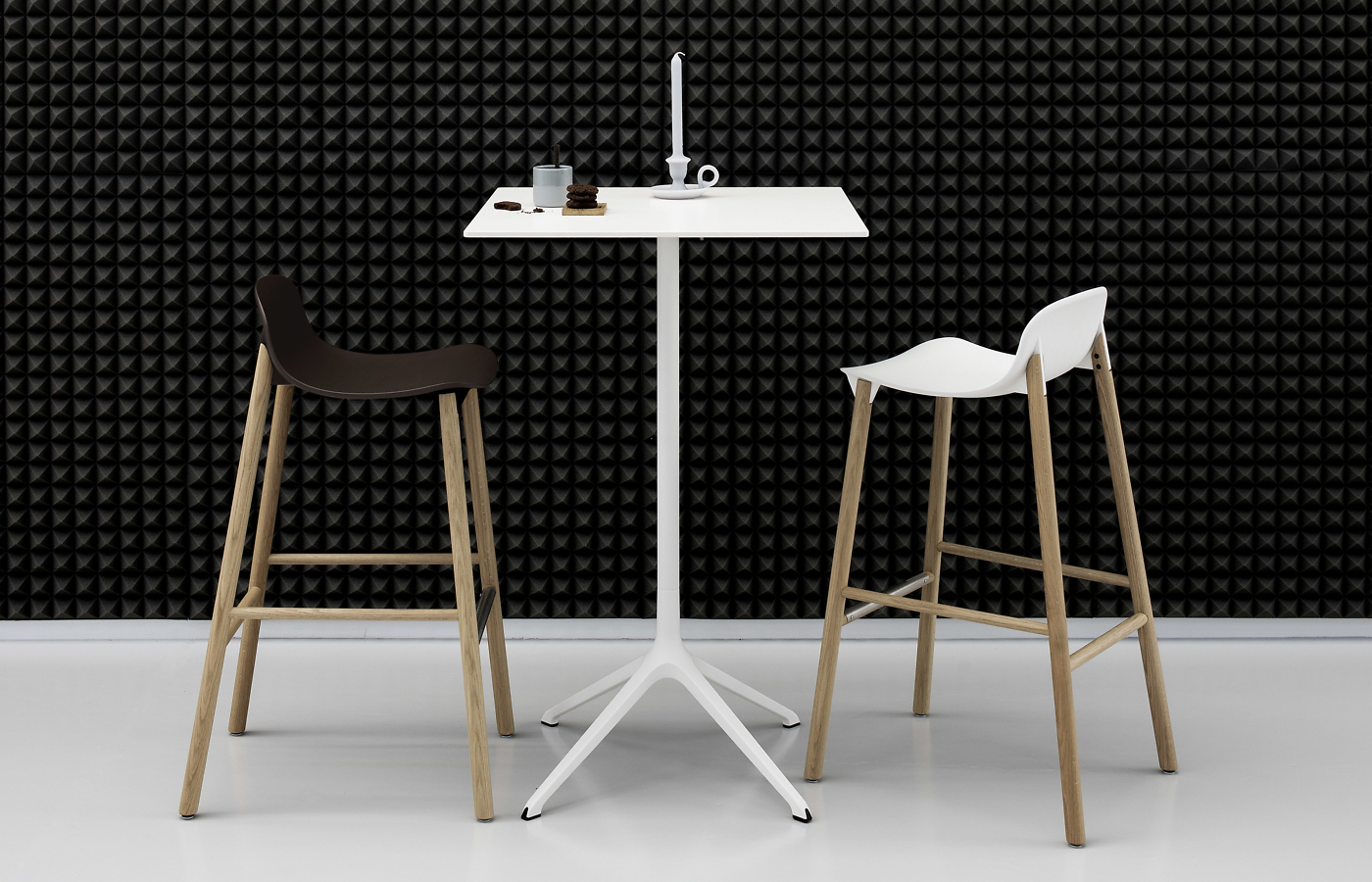 sharkystool1-1400x900(1) sharkystool1-1400x900(1)