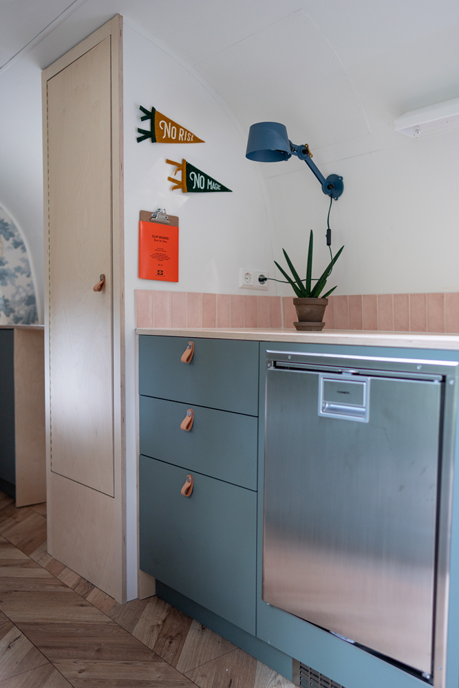 boltwallsidefitsmall-tb_tonone_boltwall boltwallsidefitsmall-tb_tonone_boltwall