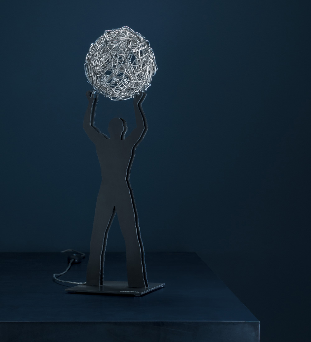img-uomo-della-luce-s-off img-uomo-della-luce-s-off