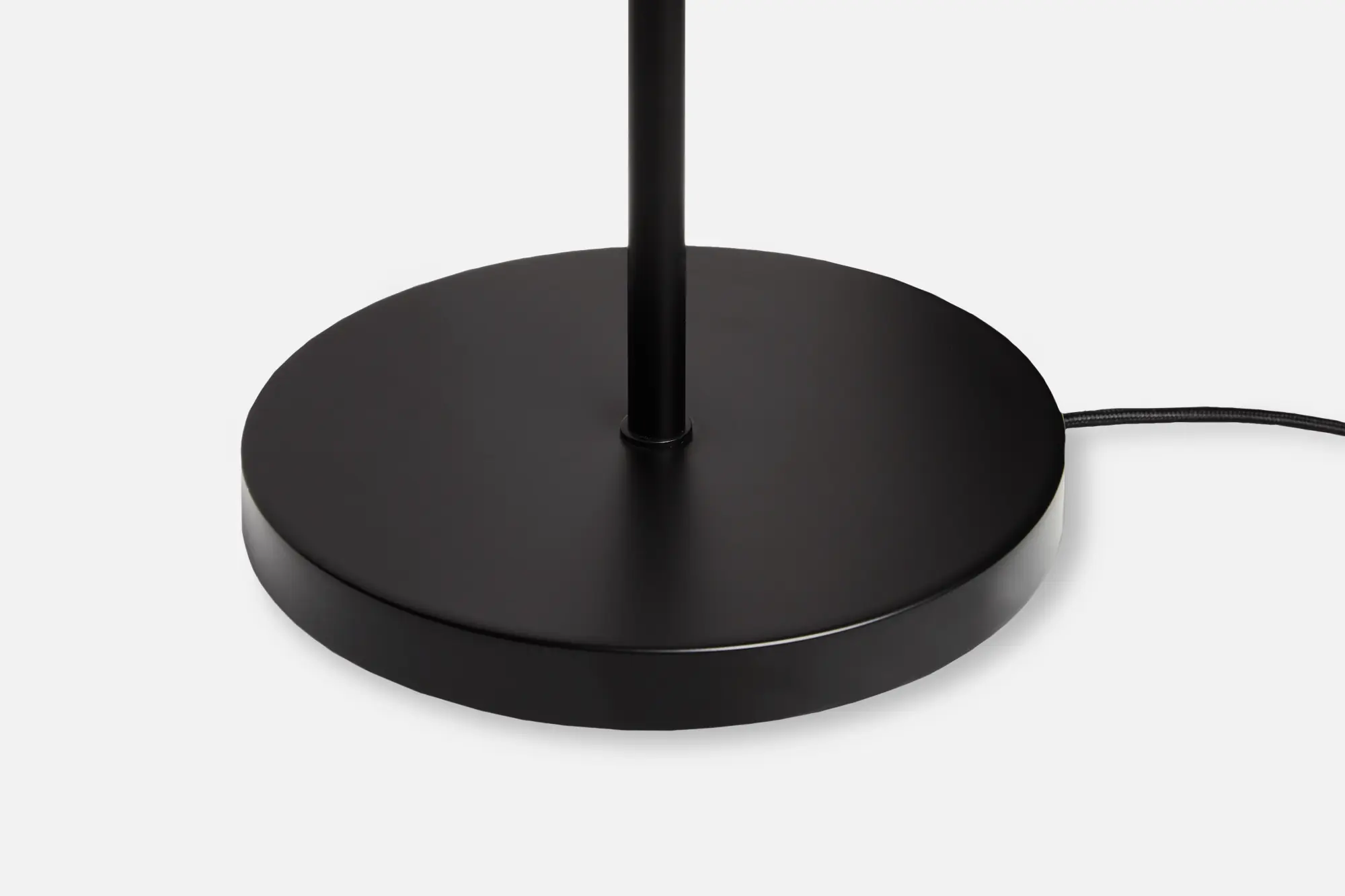 133062_woud_cono_floor_lamp_2 133062_woud_cono_floor_lamp_2