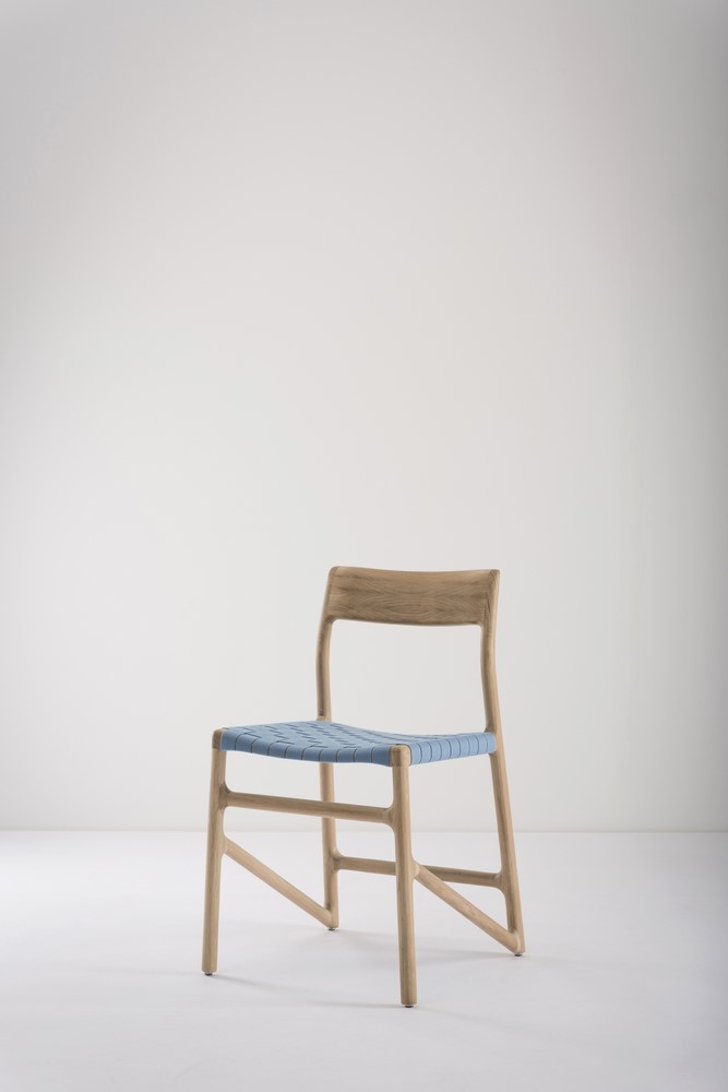 mq-st-fawn-chair-oak-white-1015-cotton-webbing-blue-9_gazzda_fawnchair