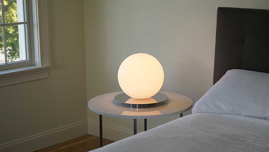 bola-sphere-table-evironmental-bedside-table-window-929x526-small bola-sphere-table-evironmental-bedside-table-window-929x526-small