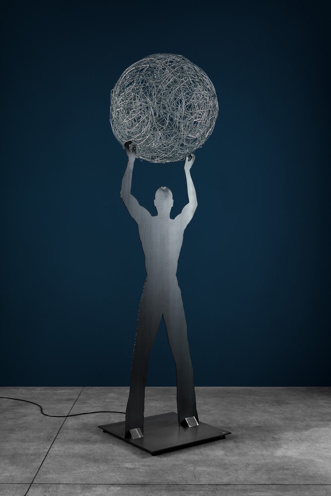 uomo-della-luce-xxl-off uomo-della-luce-xxl-off