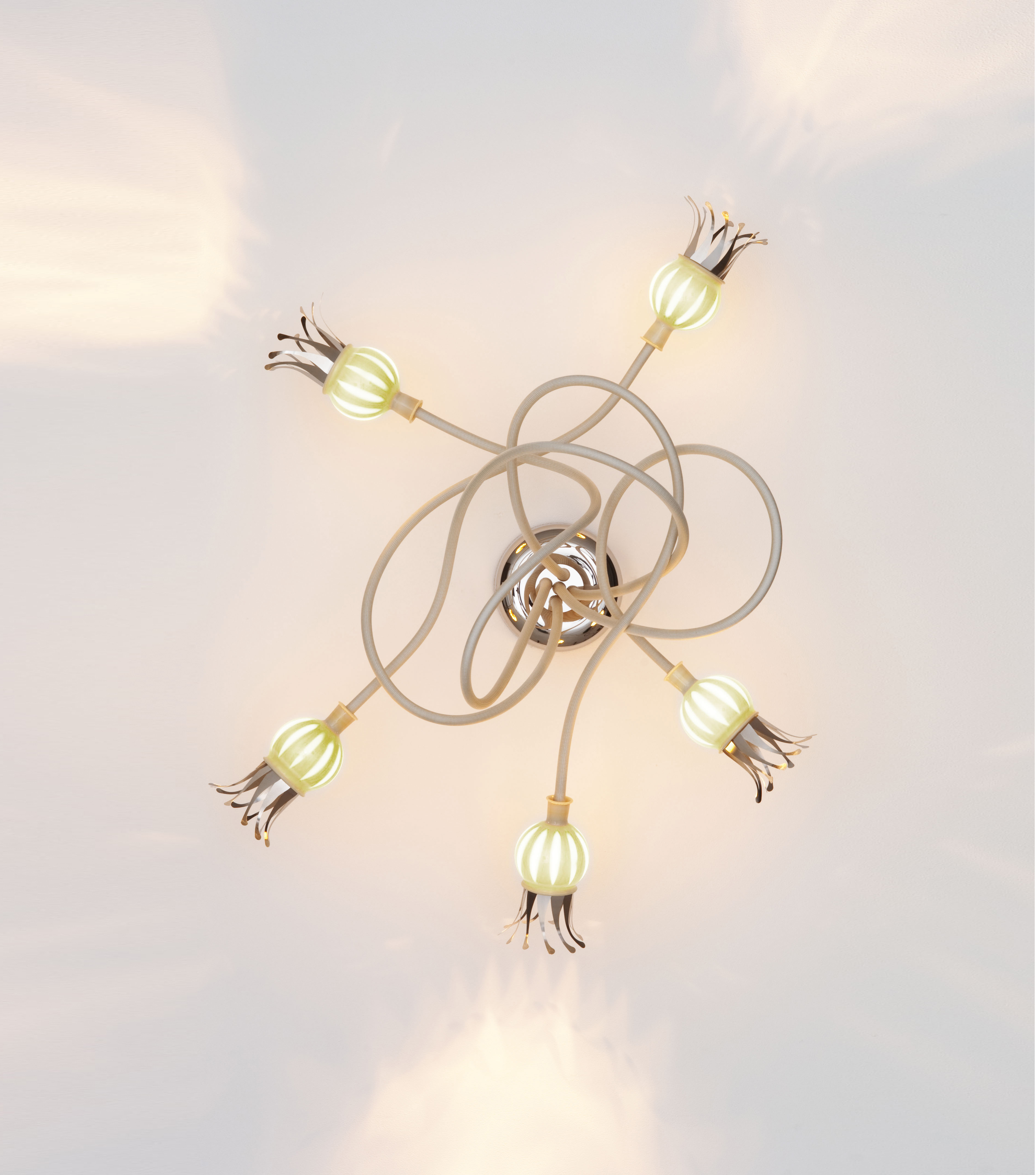 12_poppy_w_5-arms_ceramic_beige_rgb_72dpi_cl