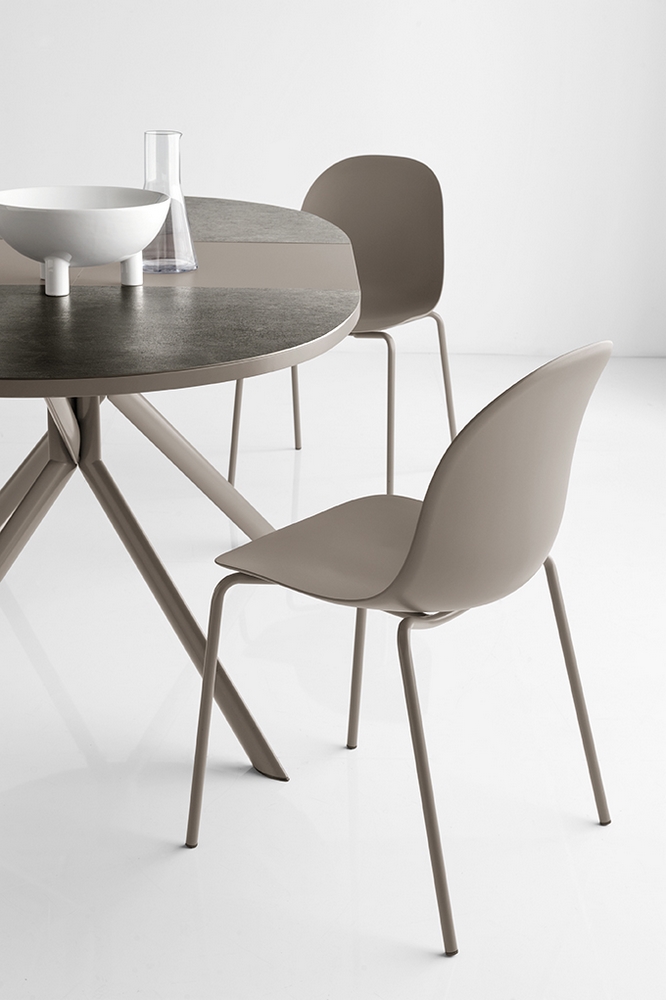 connubia_by_calligaris_cb1663_p176_p900_cb4739-e_p321_ungewohnt connubia_by_calligaris_cb1663_p176_p900_cb4739-e_p321_ungewohnt