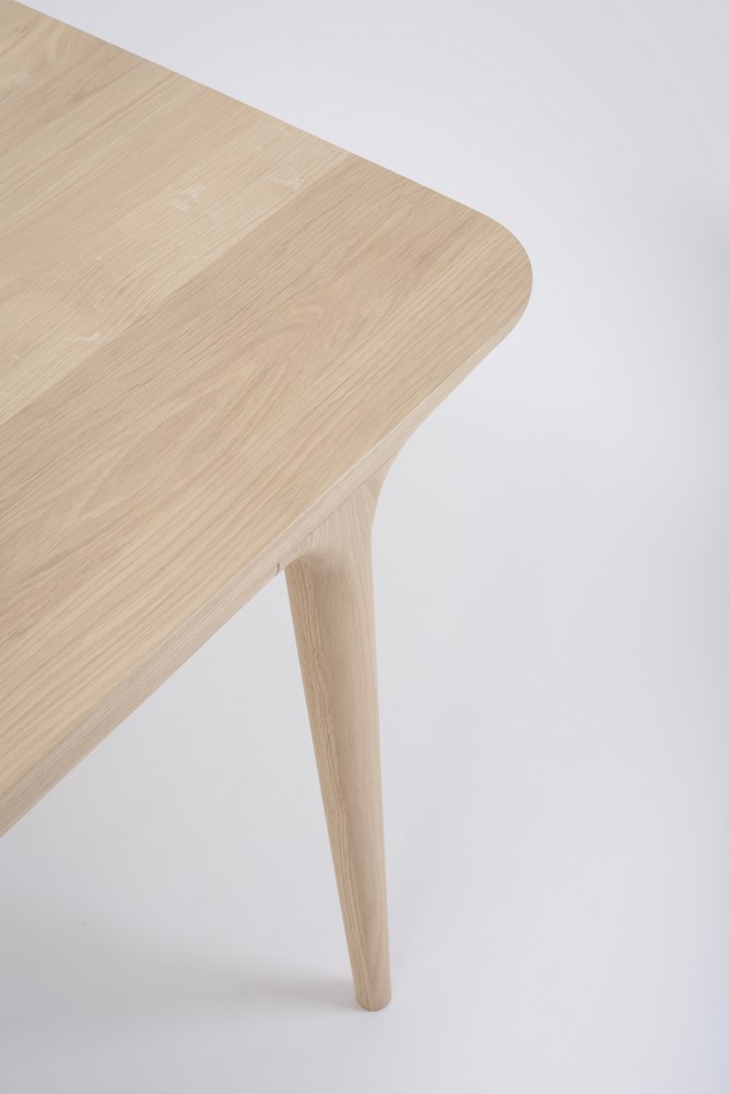 mq-st-fawn-table-220x90x75-oak-white-1015-31_gazzda_fawntable mq-st-fawn-table-220x90x75-oak-white-1015-31_gazzda_fawntable