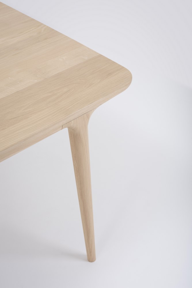 mq-st-fawn-table-220x90x75-oak-white-1015-17_gazzda_fawntable mq-st-fawn-table-220x90x75-oak-white-1015-17_gazzda_fawntable