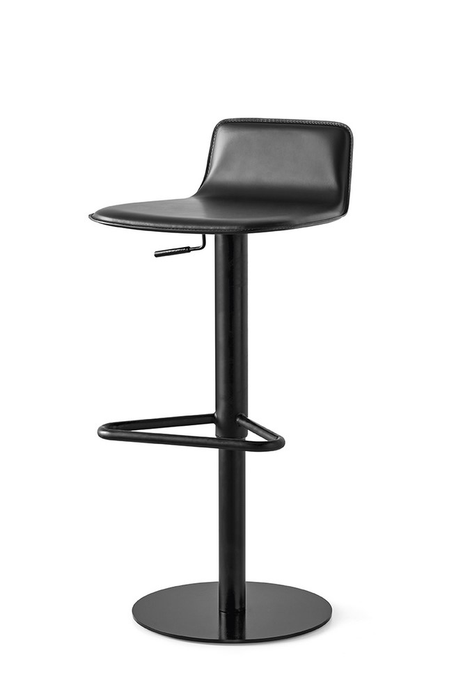 riley_cb2109_p15_315_connubia_riley riley_cb2109_p15_315_connubia_riley