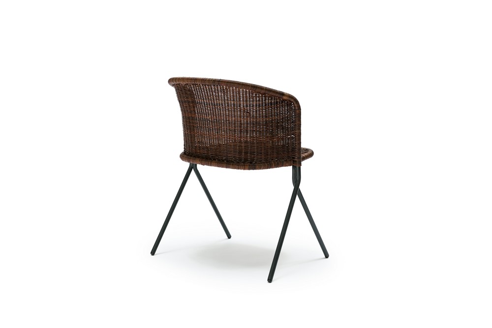 kaki-armchair_rust_back-angle_feelgooddesign_kakiarm kaki-armchair_rust_back-angle_feelgooddesign_kakiarm