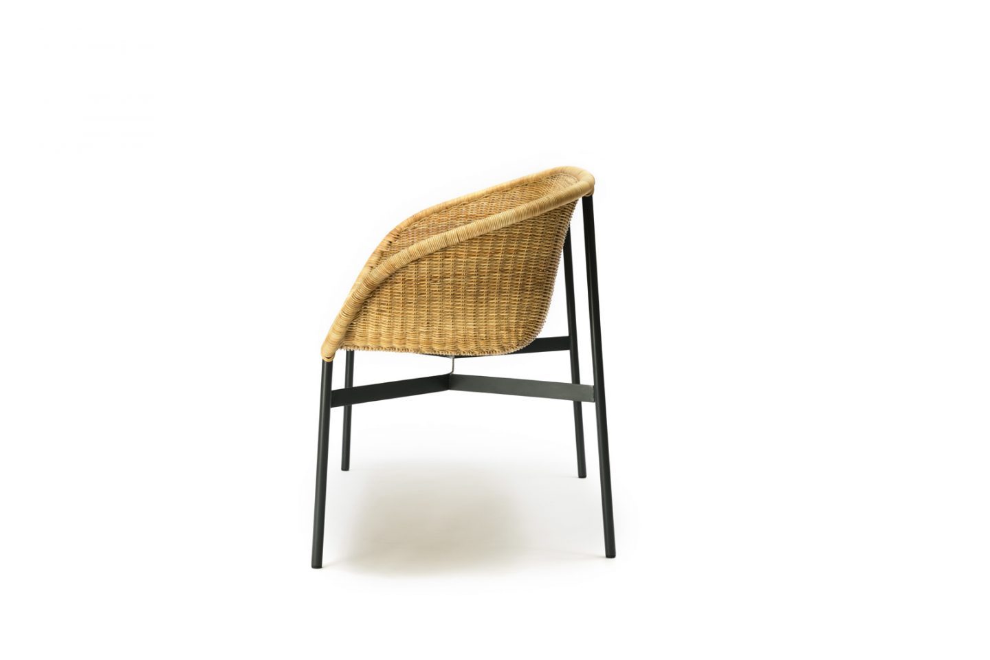 clara-bench-03-1440x960 clara-bench-03-1440x960