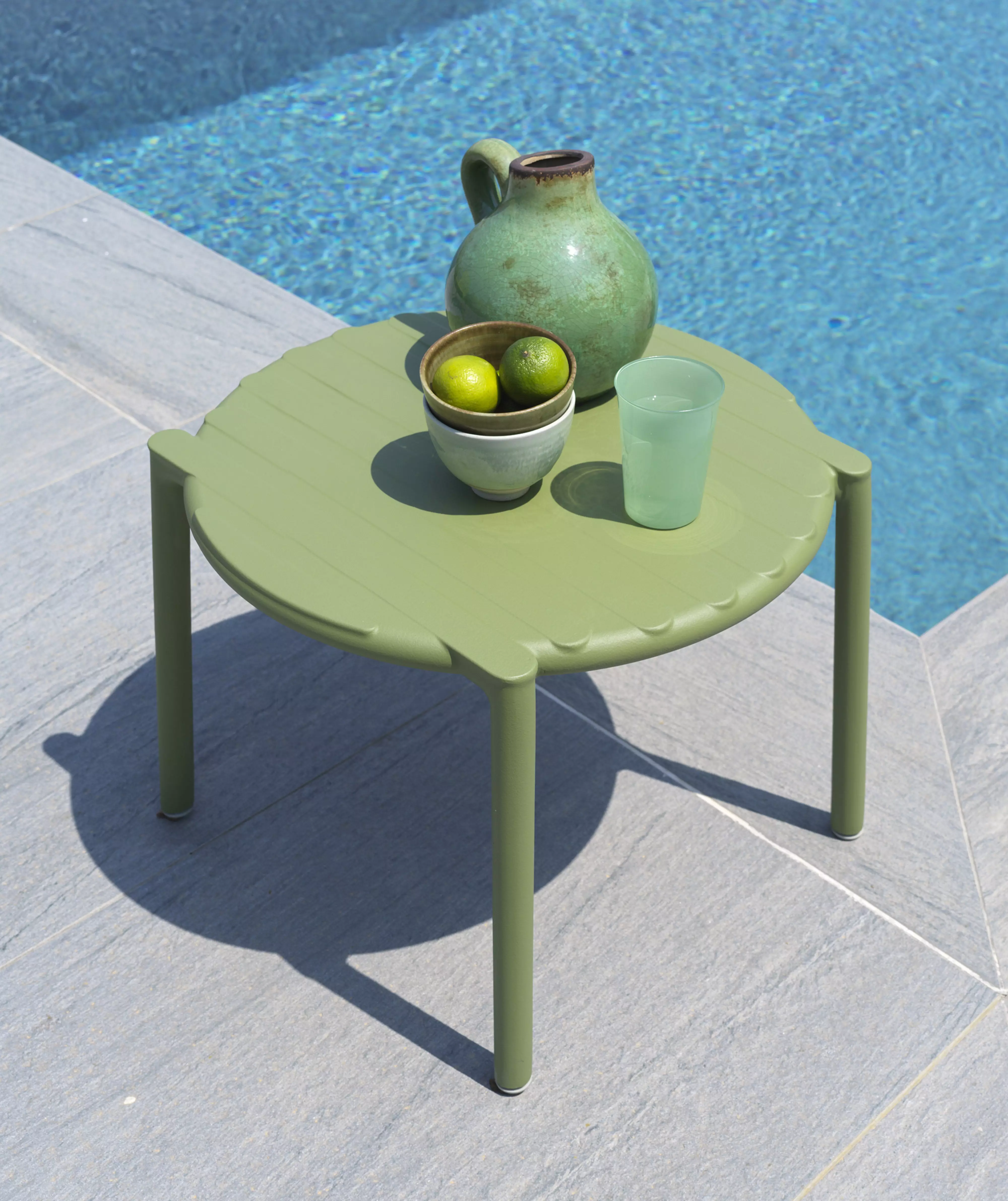 Doga Outdoor Beistelltisch